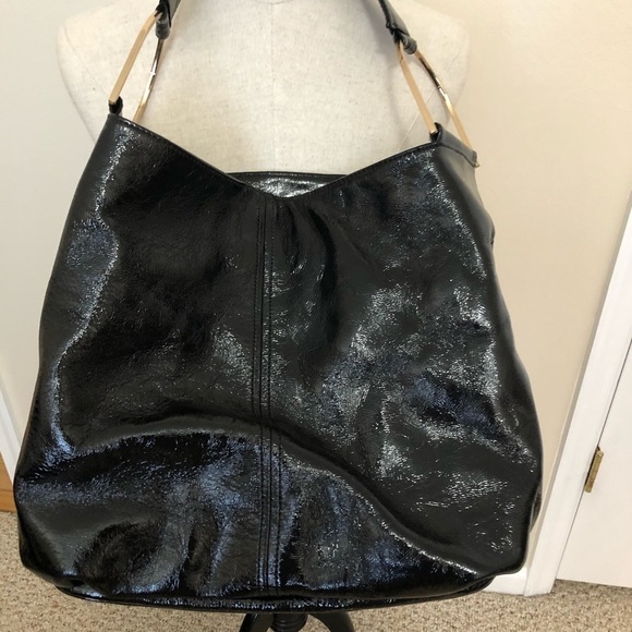 Large Leather Tote with Open Top and Pockets Inside - Picture 2 of 5